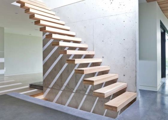 Amerikanisches festes Holz-gerader Flug-Treppenhaus-kundenspezifisches freitragendes Treppenhaus
